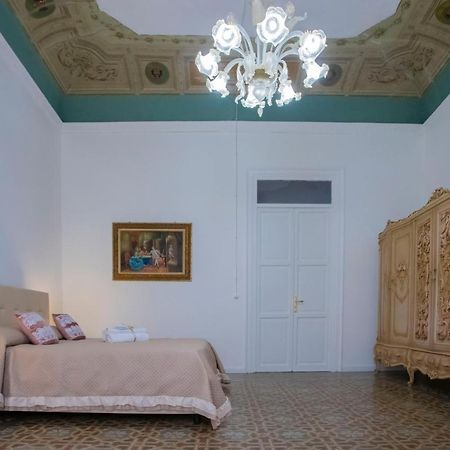 Terre D'Oro, Appartamento Di Lusso In Centro Citta 팔레르모 외부 사진
