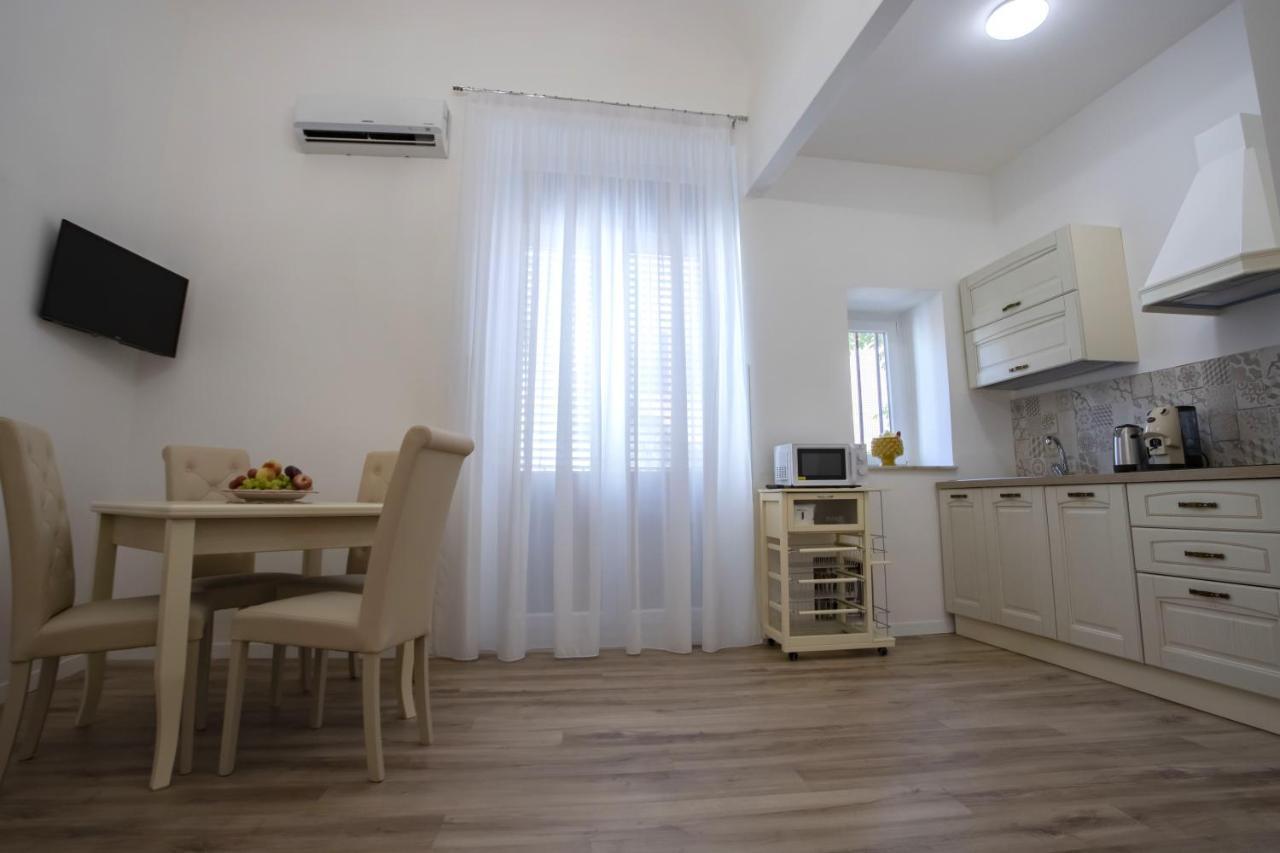 Terre D'Oro, Appartamento Di Lusso In Centro Citta 팔레르모 외부 사진